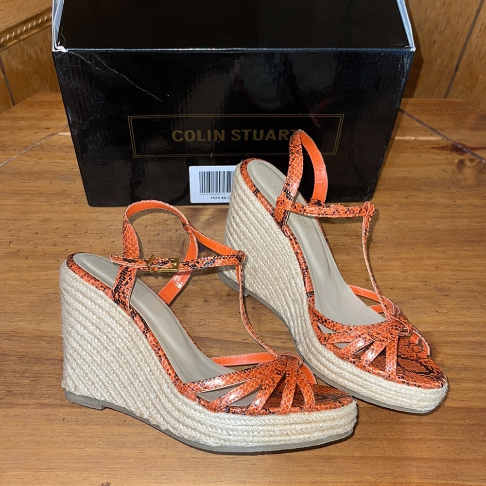 Colin Stuart from Victoria’s Secret espadrilles